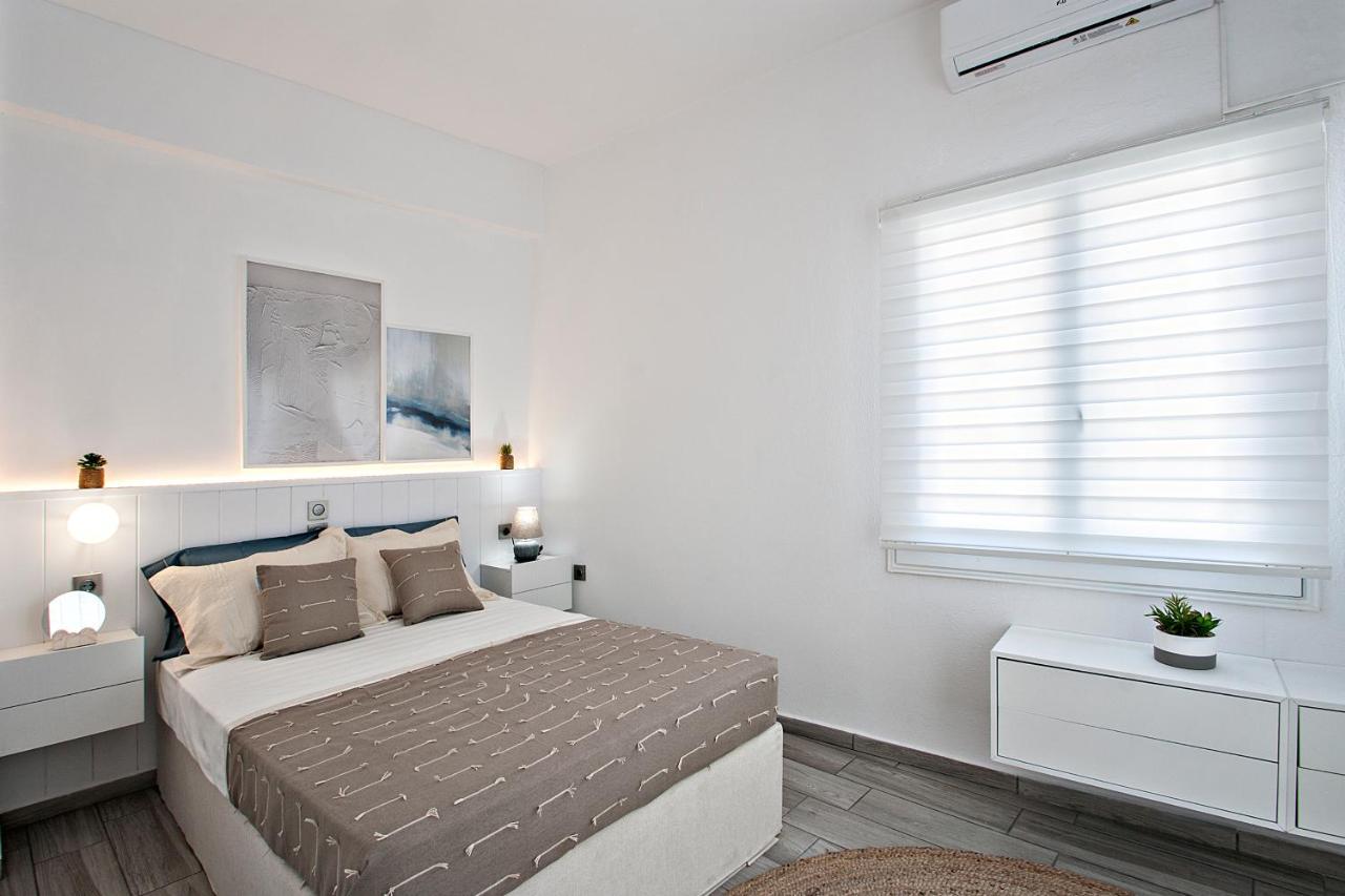 Capolavoro, Boutique Apartment With Unique Rooftop مدينة سكياثوس المظهر الخارجي الصورة